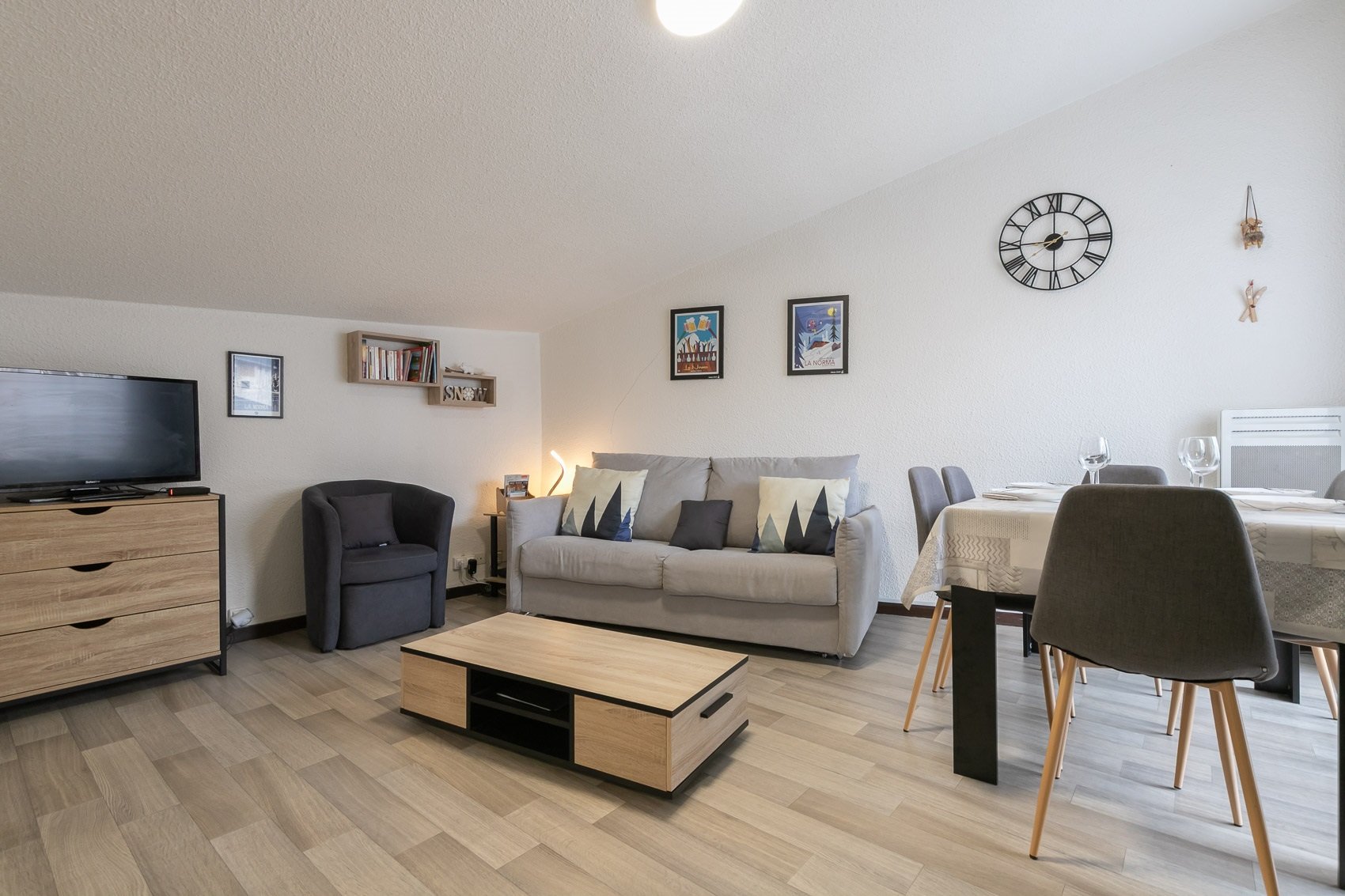 Pièce de vie (espace repas, salon, cuisine)