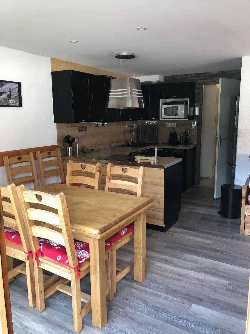 Salle à manger et cuisine