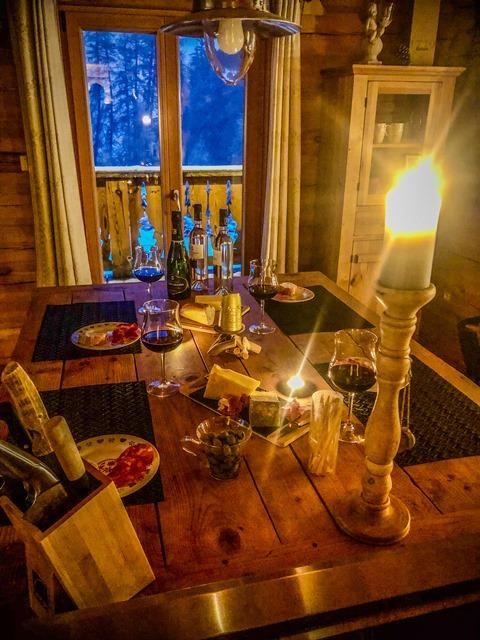 Apéritif dinatoire à la lueur de la bougie