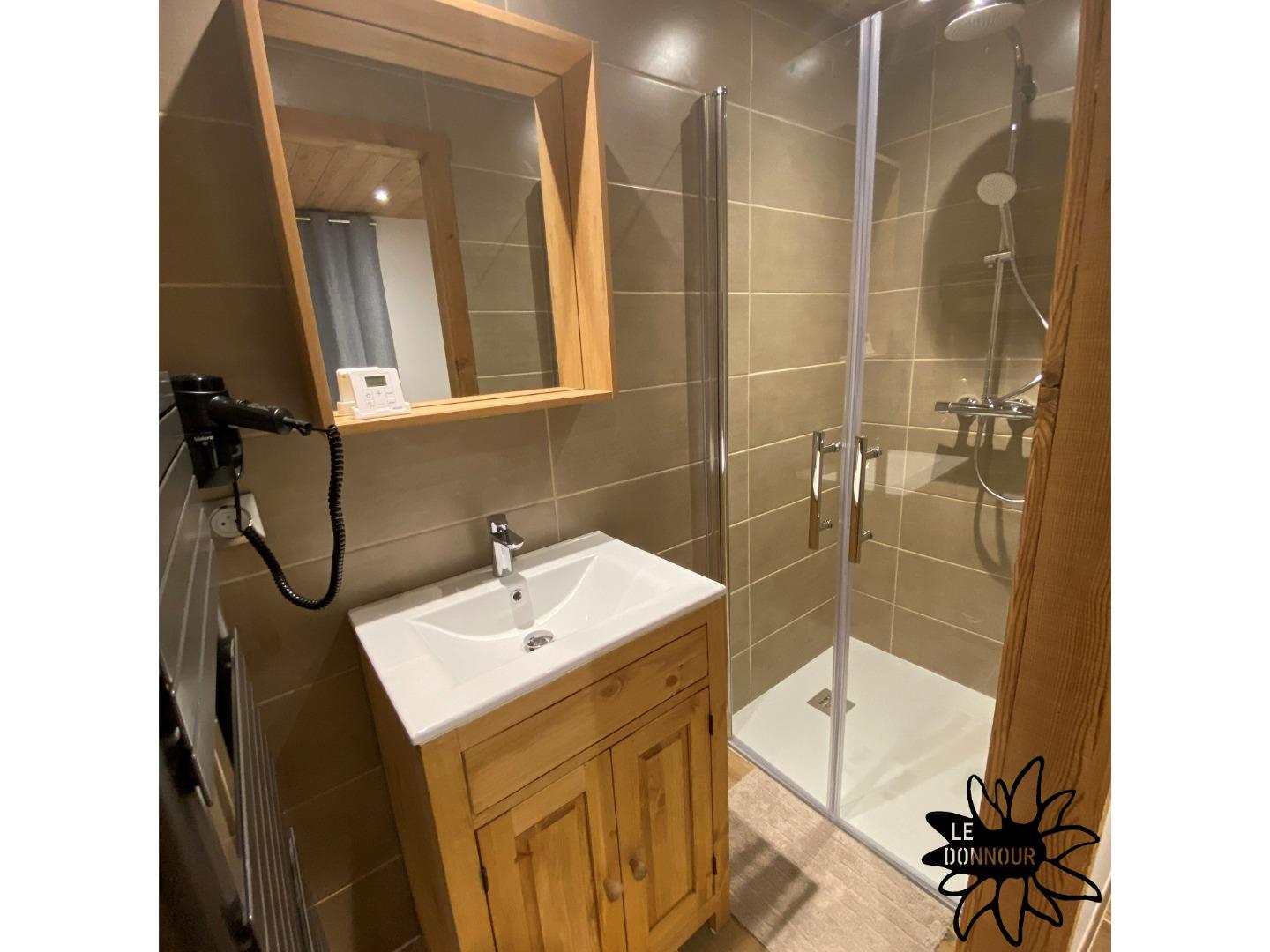Chambre double - salle d'eau privative