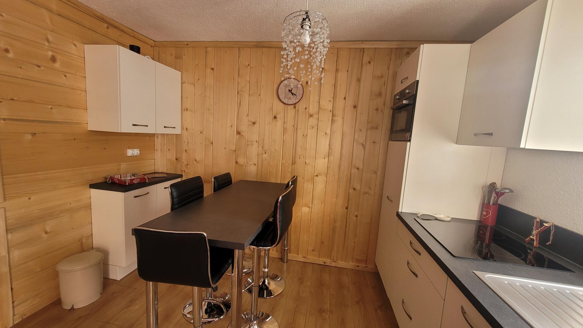 Les Gentianes - N°12 - Alélia