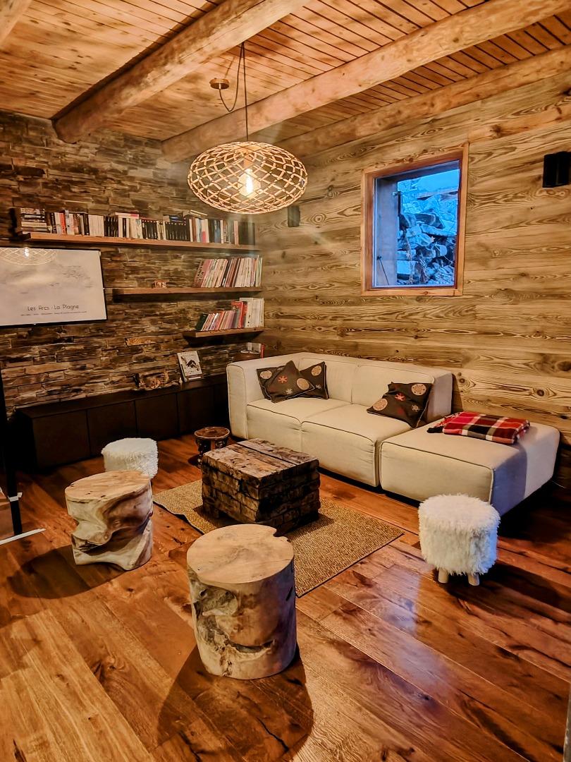 Chalet Dakota - La Plagne - Salon enfant avec bibliothèque