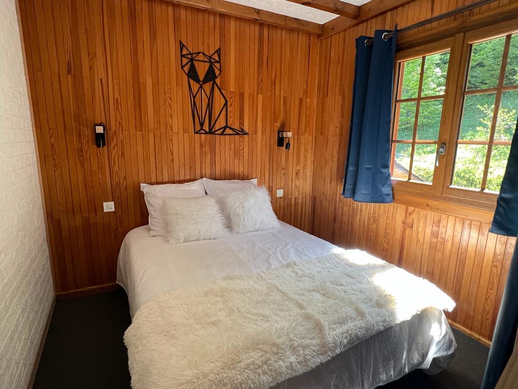 CHAMBRE 2 ETAGE
