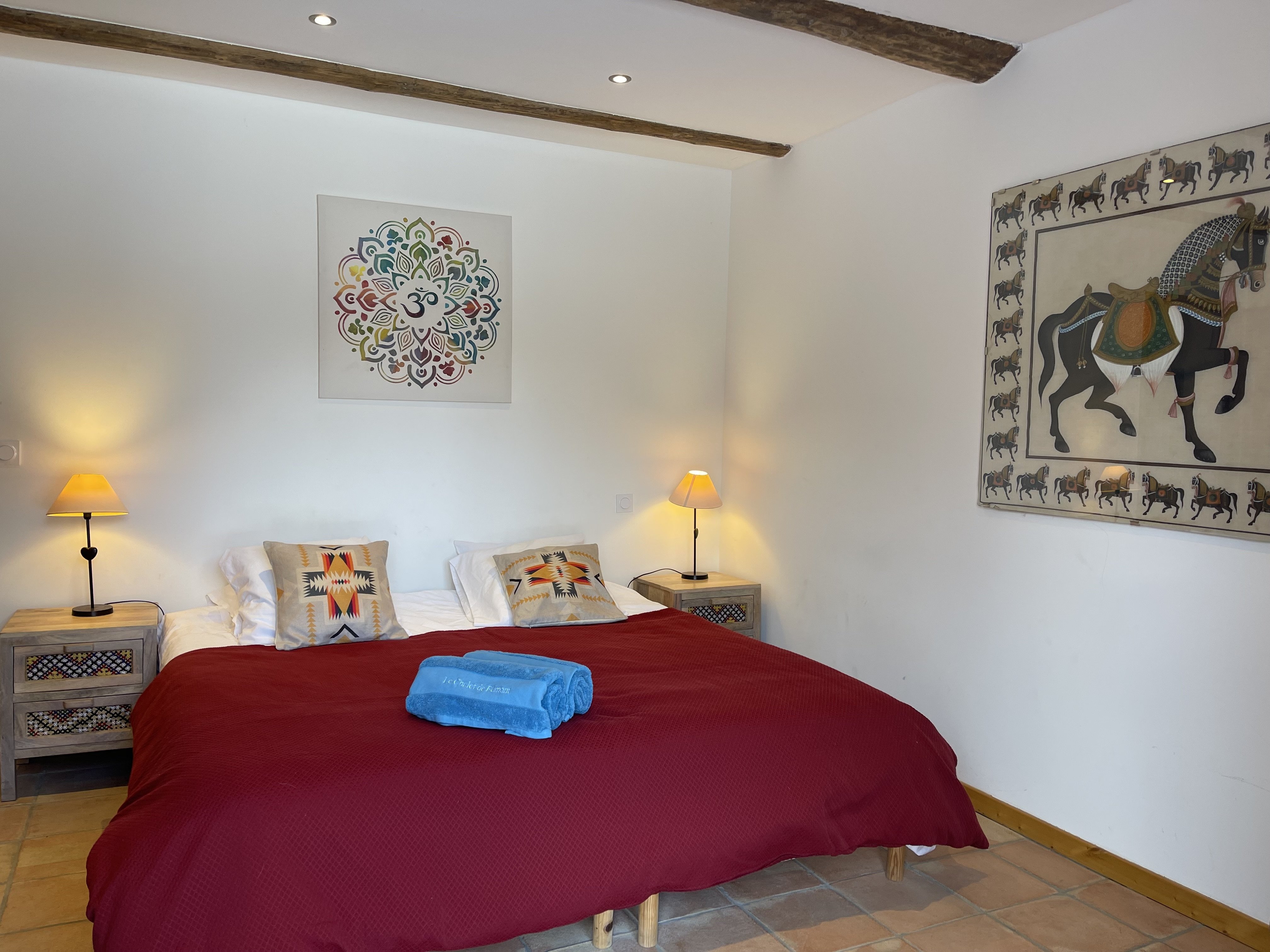 Chambre 2 - 2 lits simples et 2 lits superposés - 4 couchages adaptés pour adultes