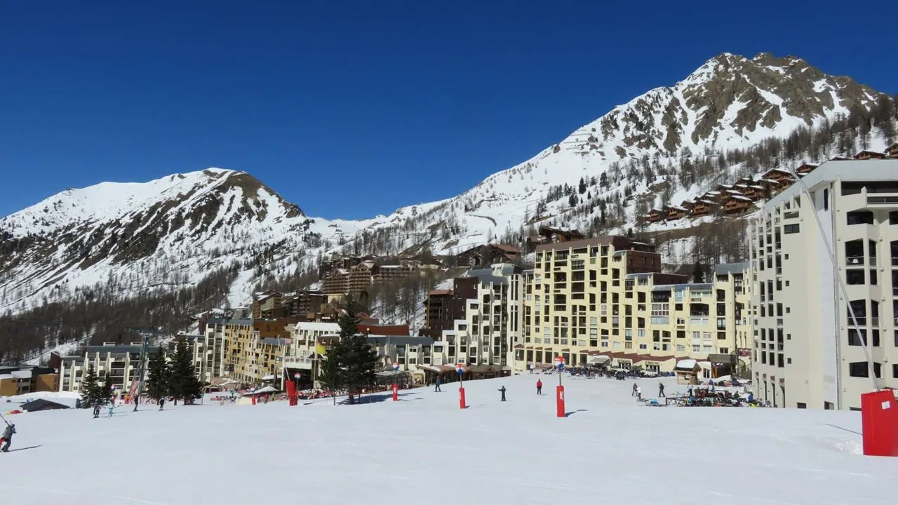 FRONT DE NEIGE