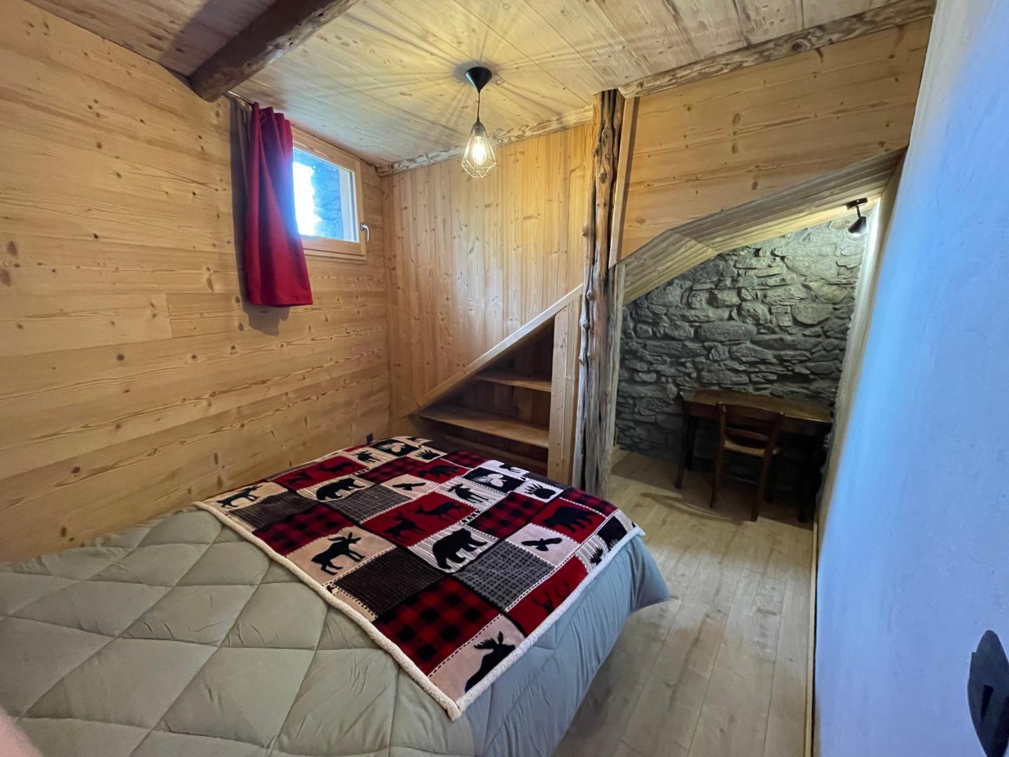 Chambre double avec lit en 140x200