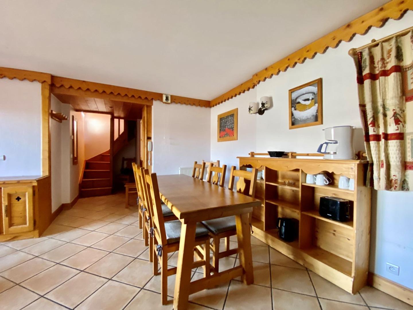 Salle à manger / cuisine ouverte