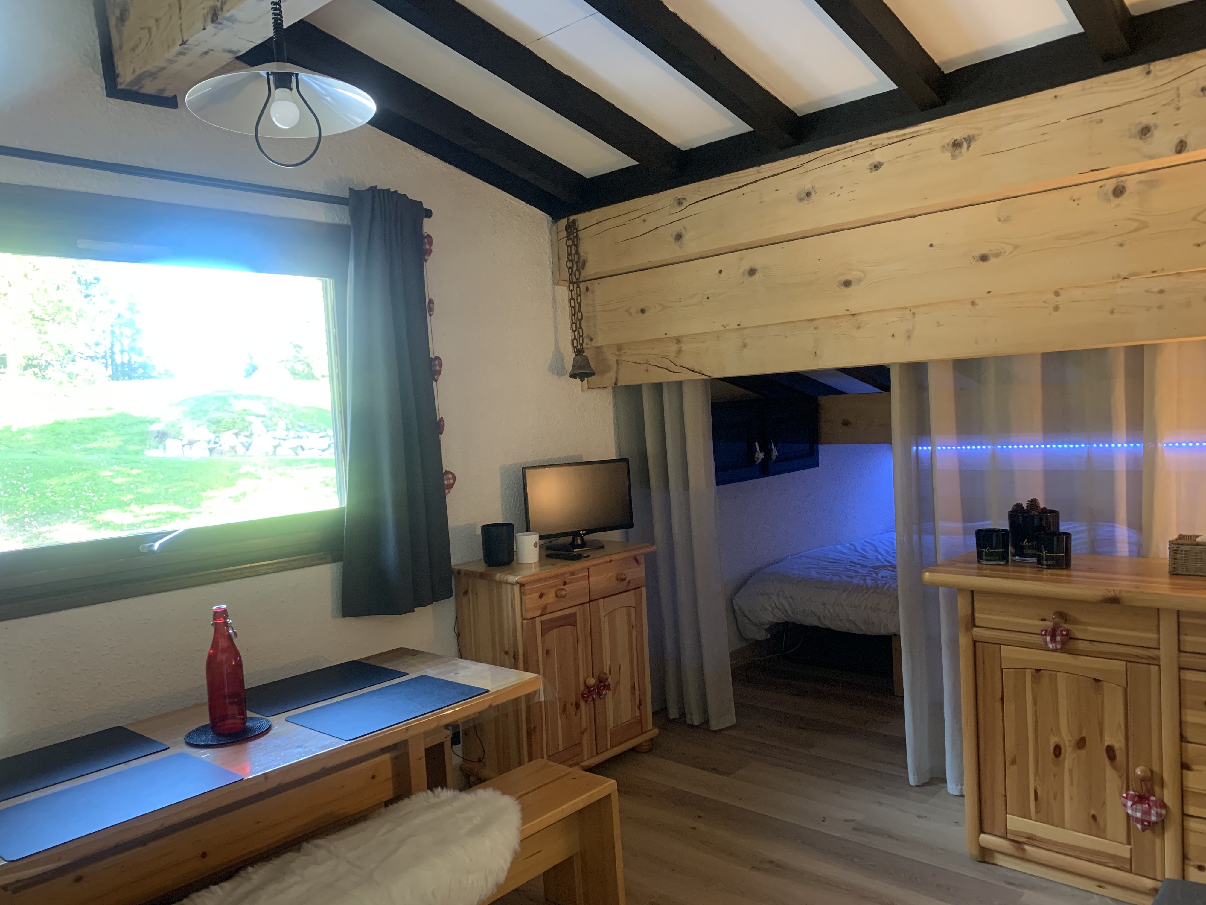 Location Studio en résidence Le Lachat (Chardon) Notre Dame De 24441 Chalet