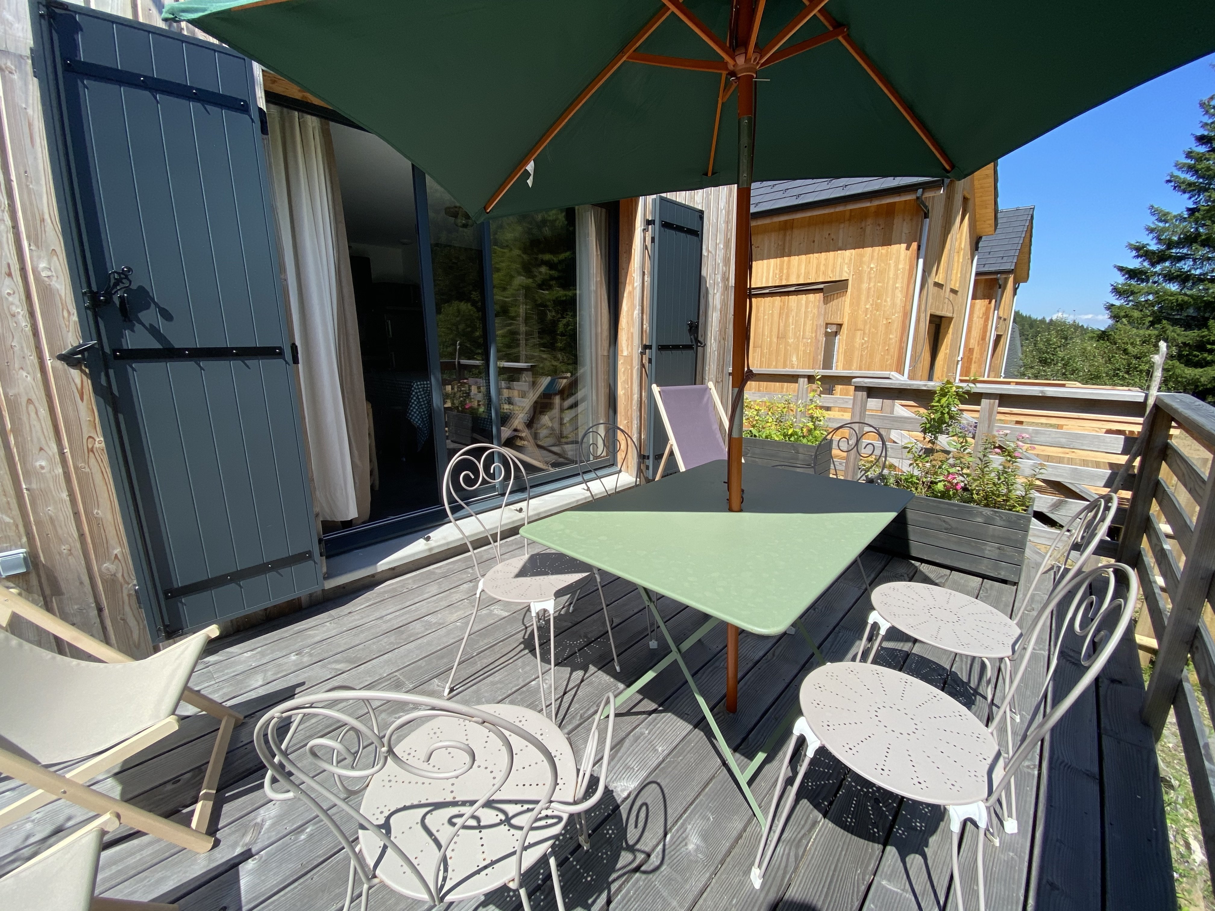 La terrasse en été