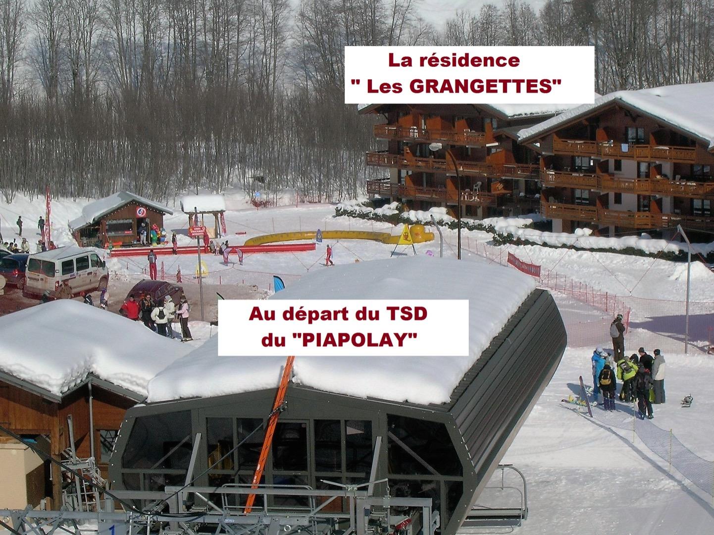Les remontées mécaniques se trouvent à proximité immédiate.