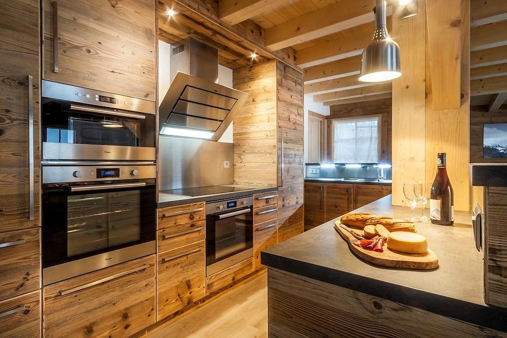 La cuisine équipée et fonctionnelle pour préparer de bons repas