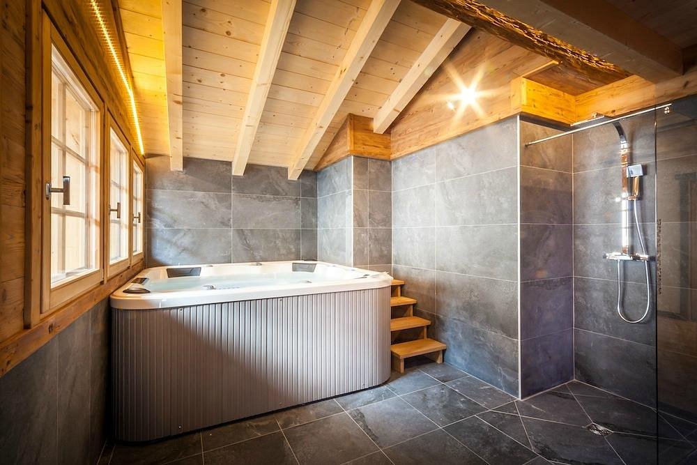 La jacuzzi 6 places