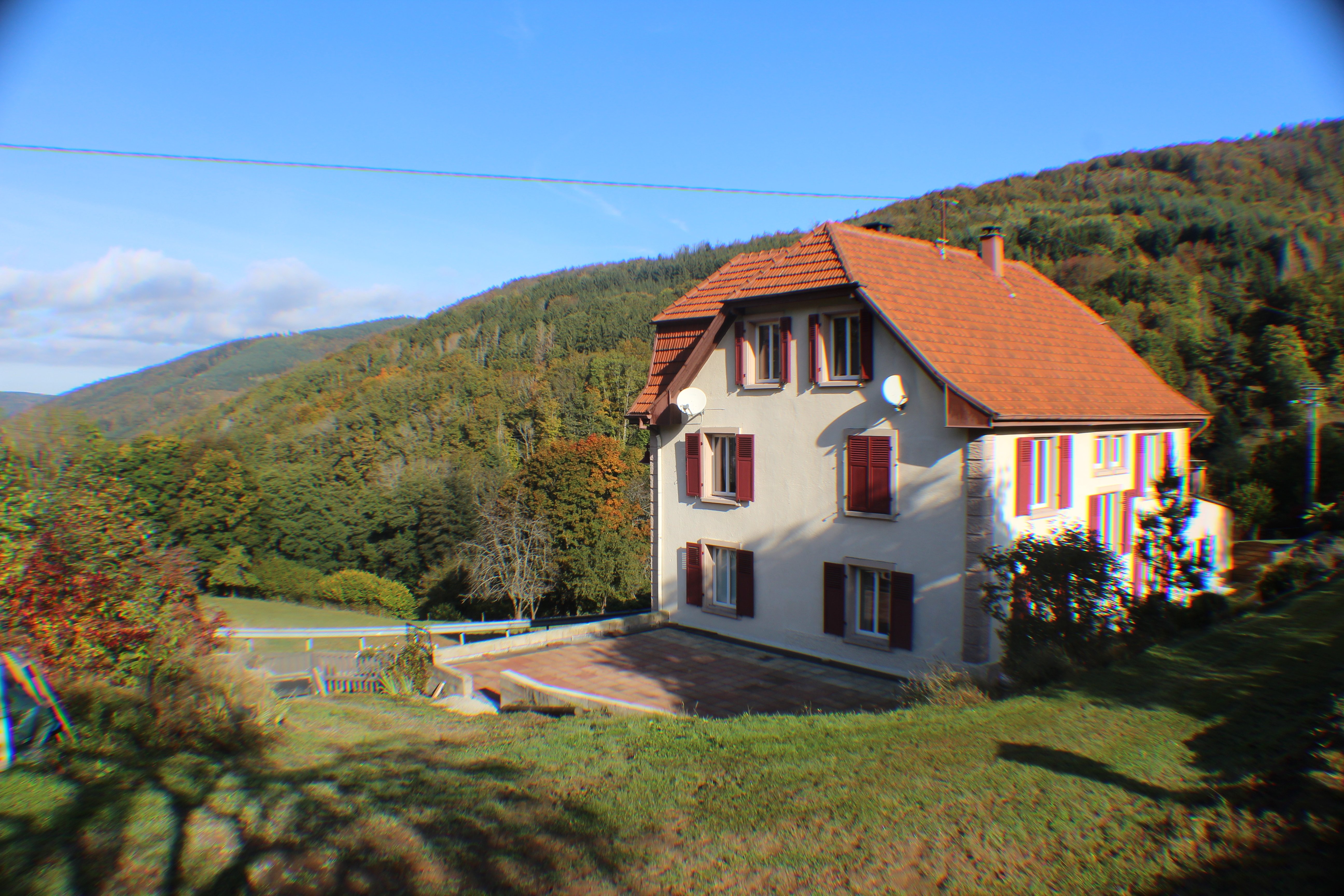 Domaine de la Charrière sur 63 ares - 4 à 8 pers