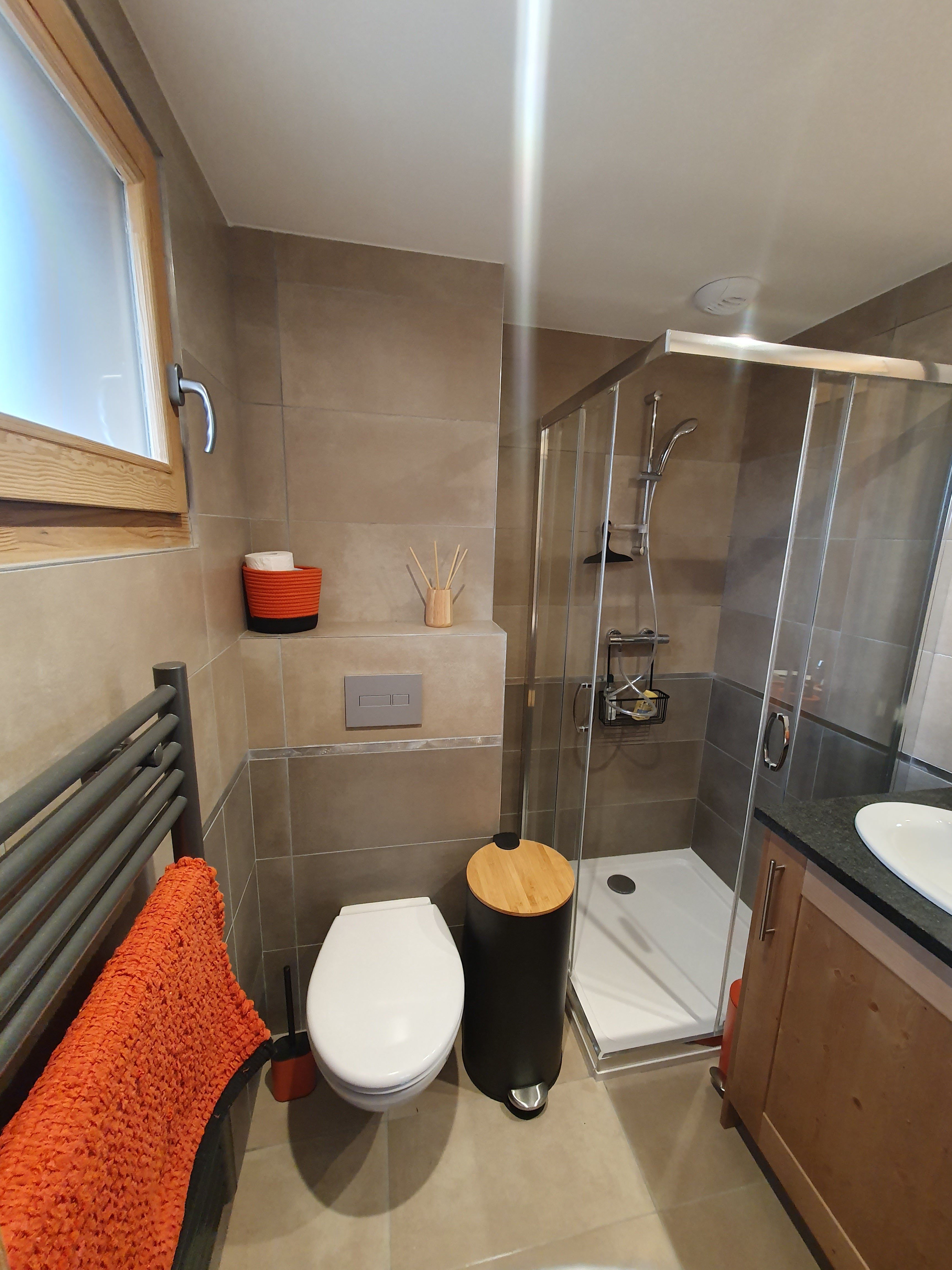 Salle de douche pour suite parentale
