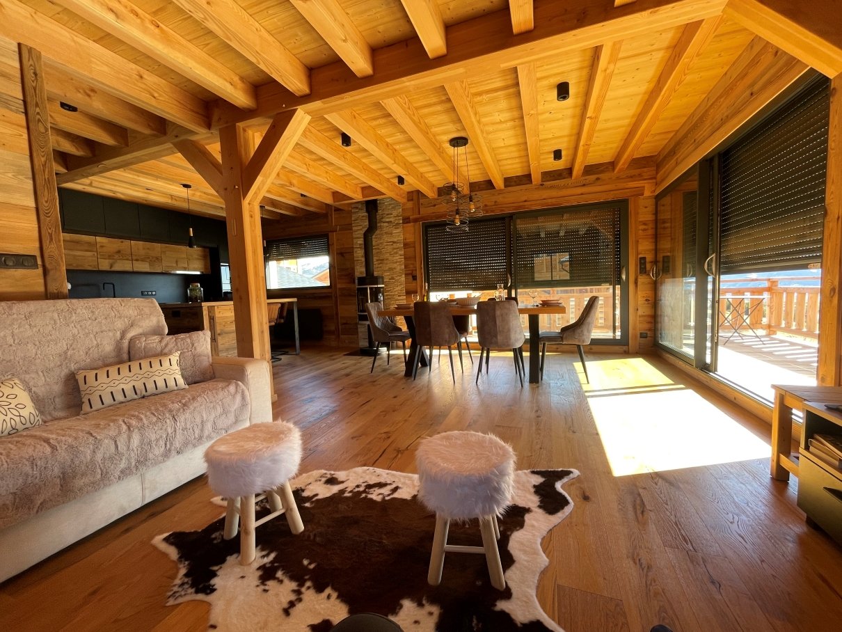 Pièce principale du chalet.