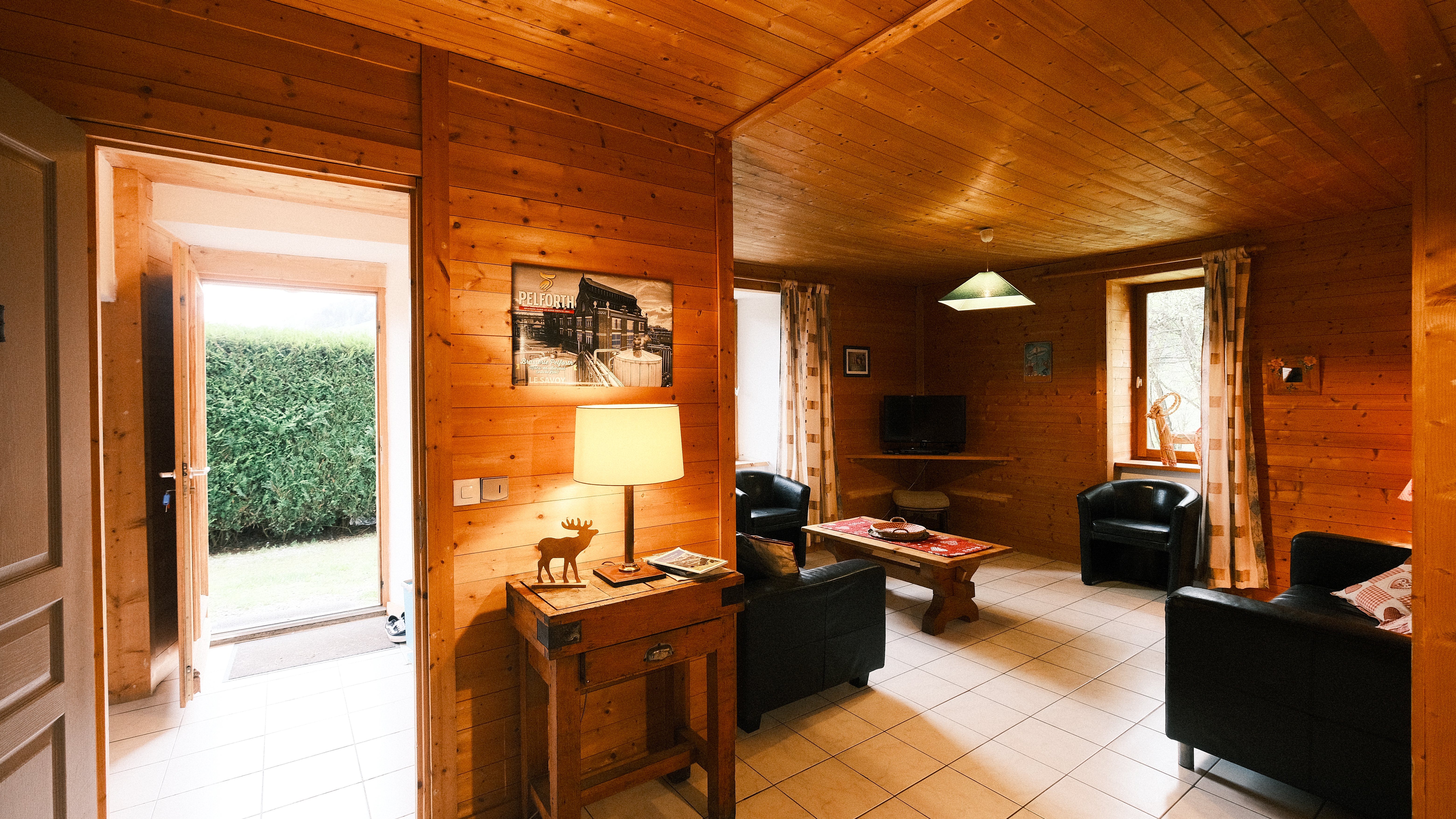 Sas d'entrée et salon