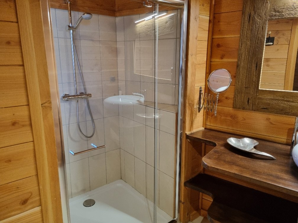 salle de douche
