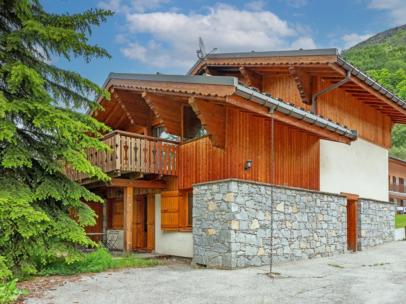 Chalet Bettaix Rose
