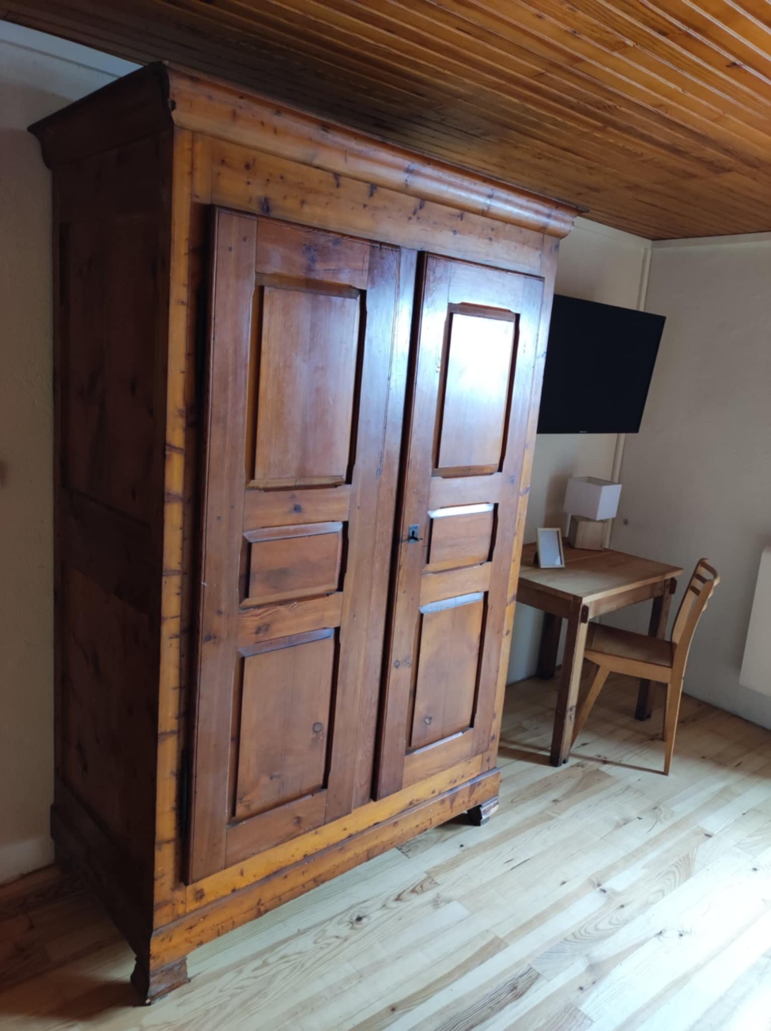 Armoire de rangement