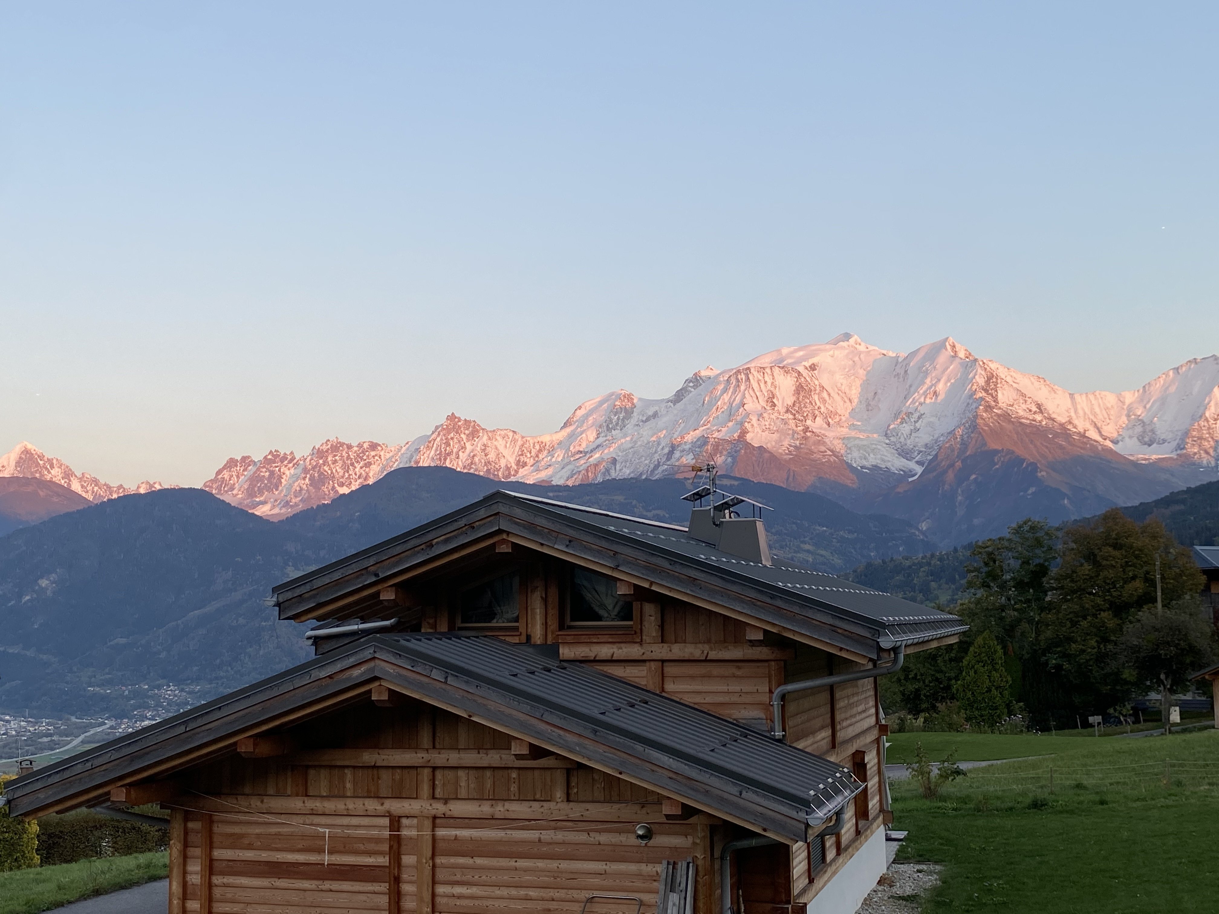 Chalet et sa vue imprenable sur le massif du Mont-Blanc