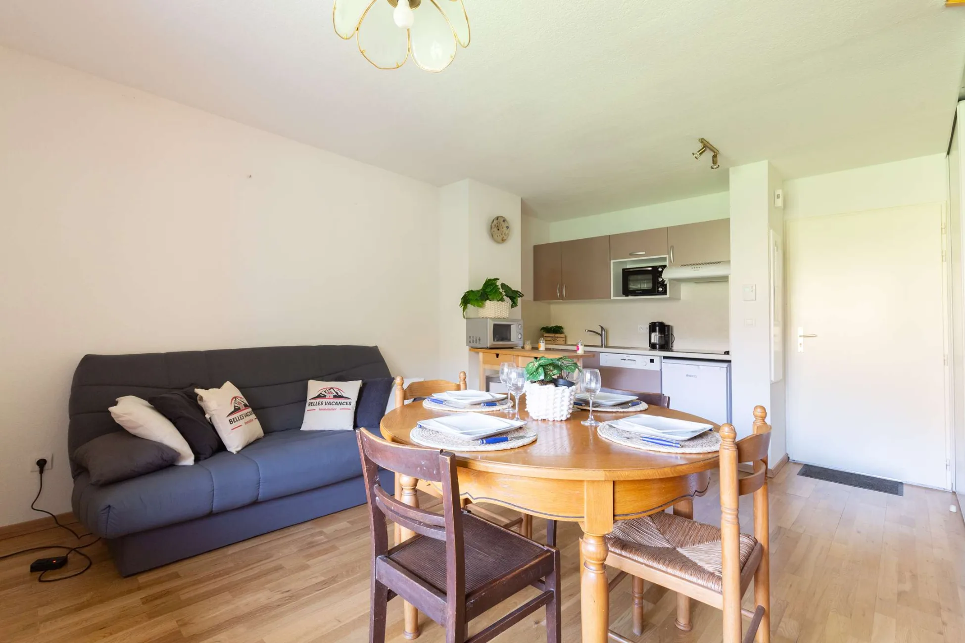 Appartement 6 personnes Bourisp vue montagne