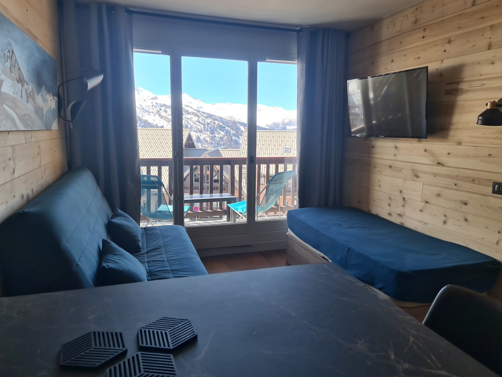 Location appartement F2 28 m2 5 personnes pied des pistes Valmeinier 1900