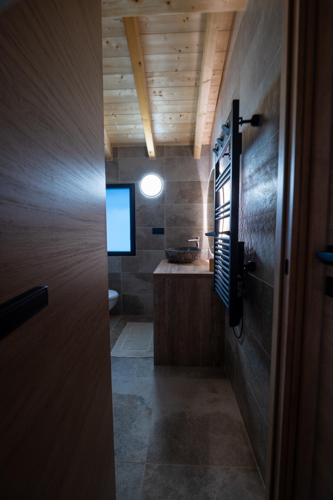 Salle de bain situé au 2ème étage