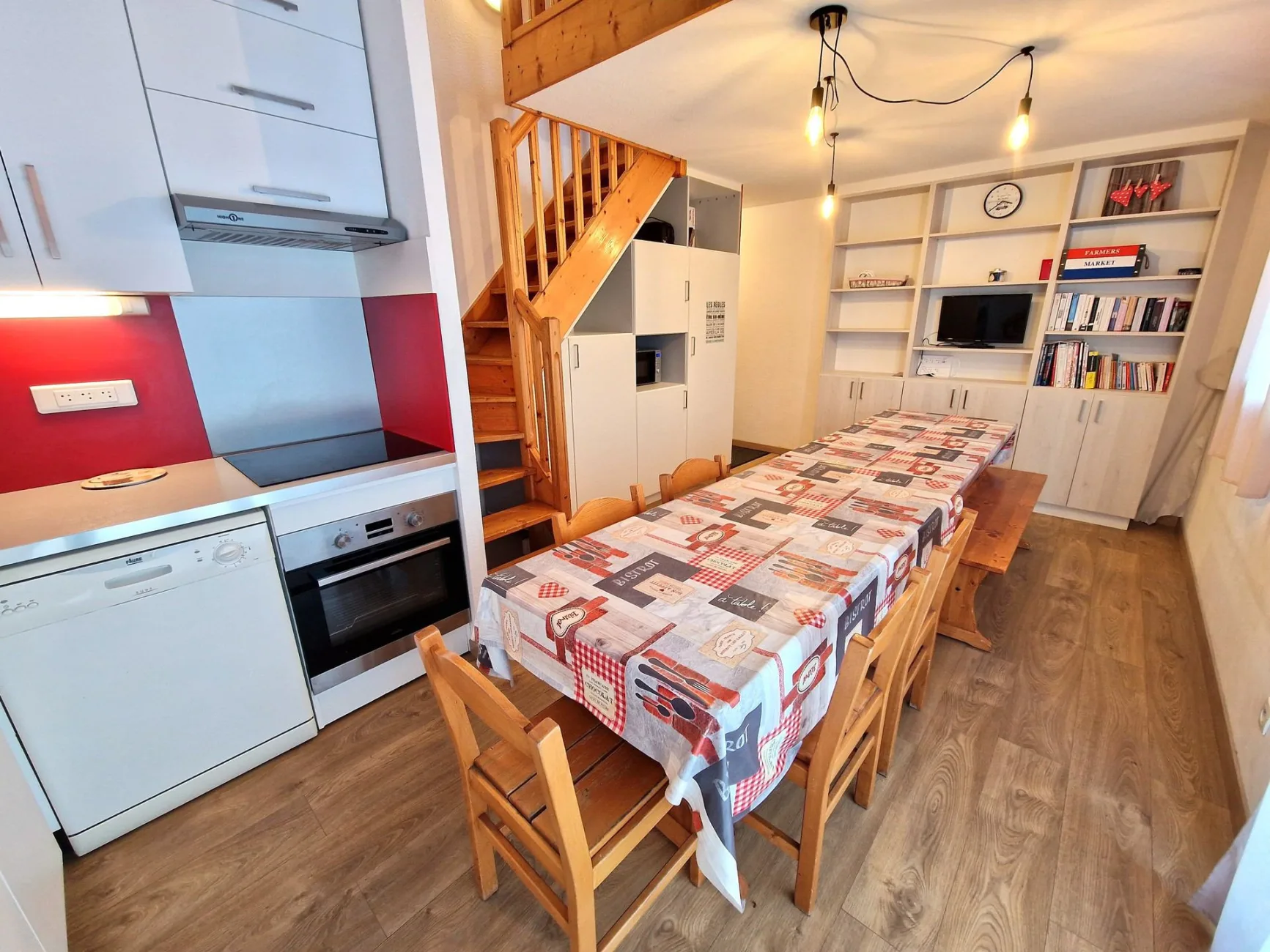 Appartement 6 pièces 10/12 personnes 90 m²