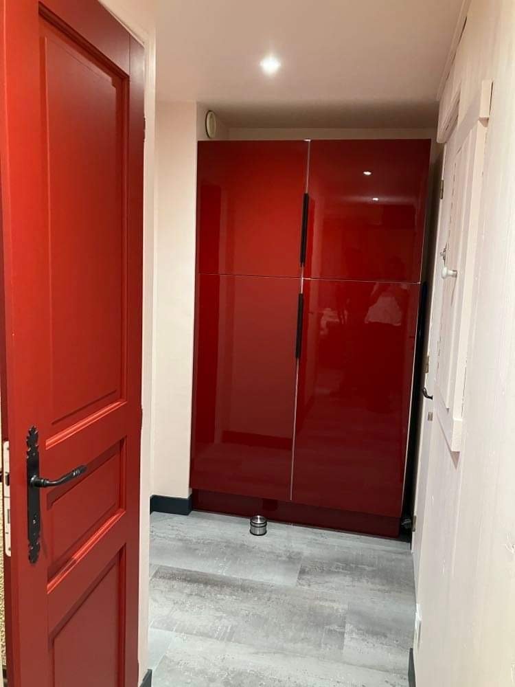 Couloir avec rangements 