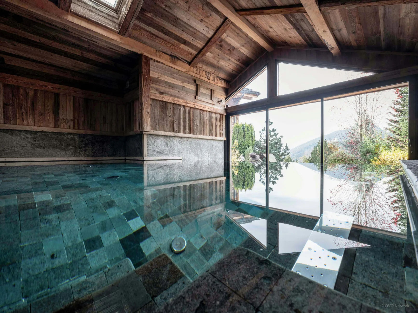 Piscine avec vue