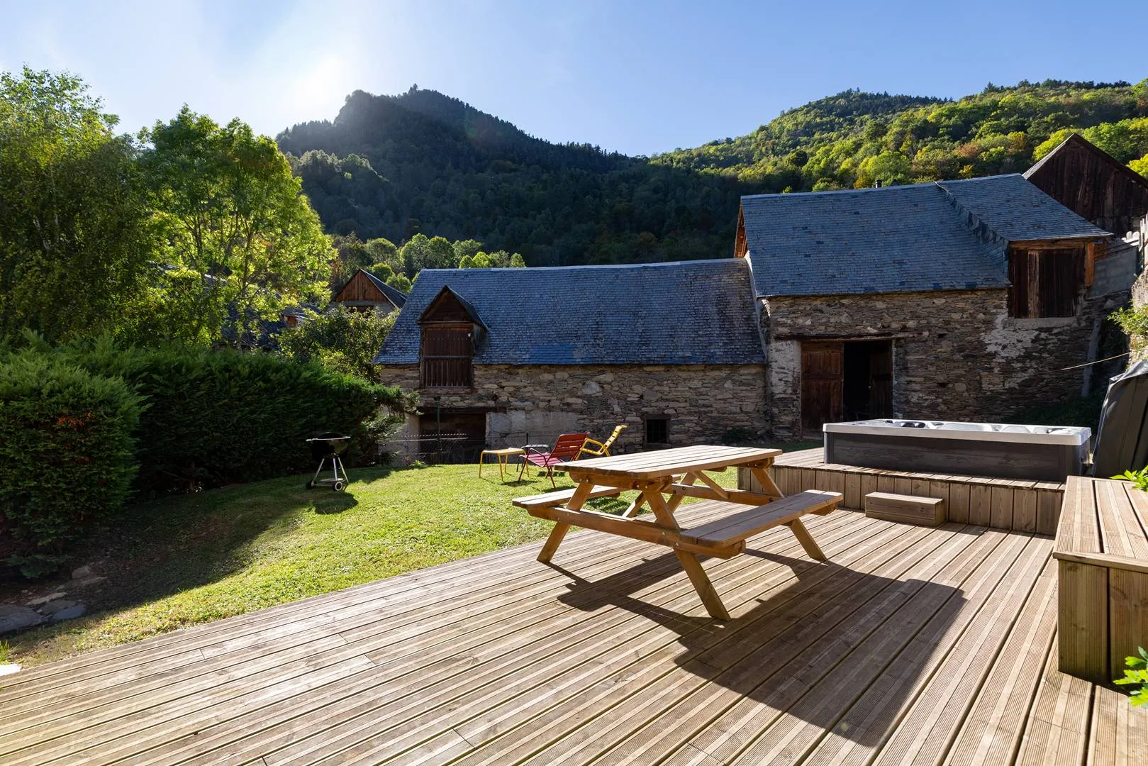 Terrasse et Jacuzzi