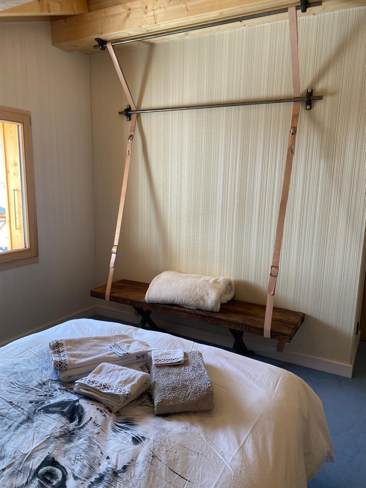 Chambre "Le Lac" avec lit double et rangements