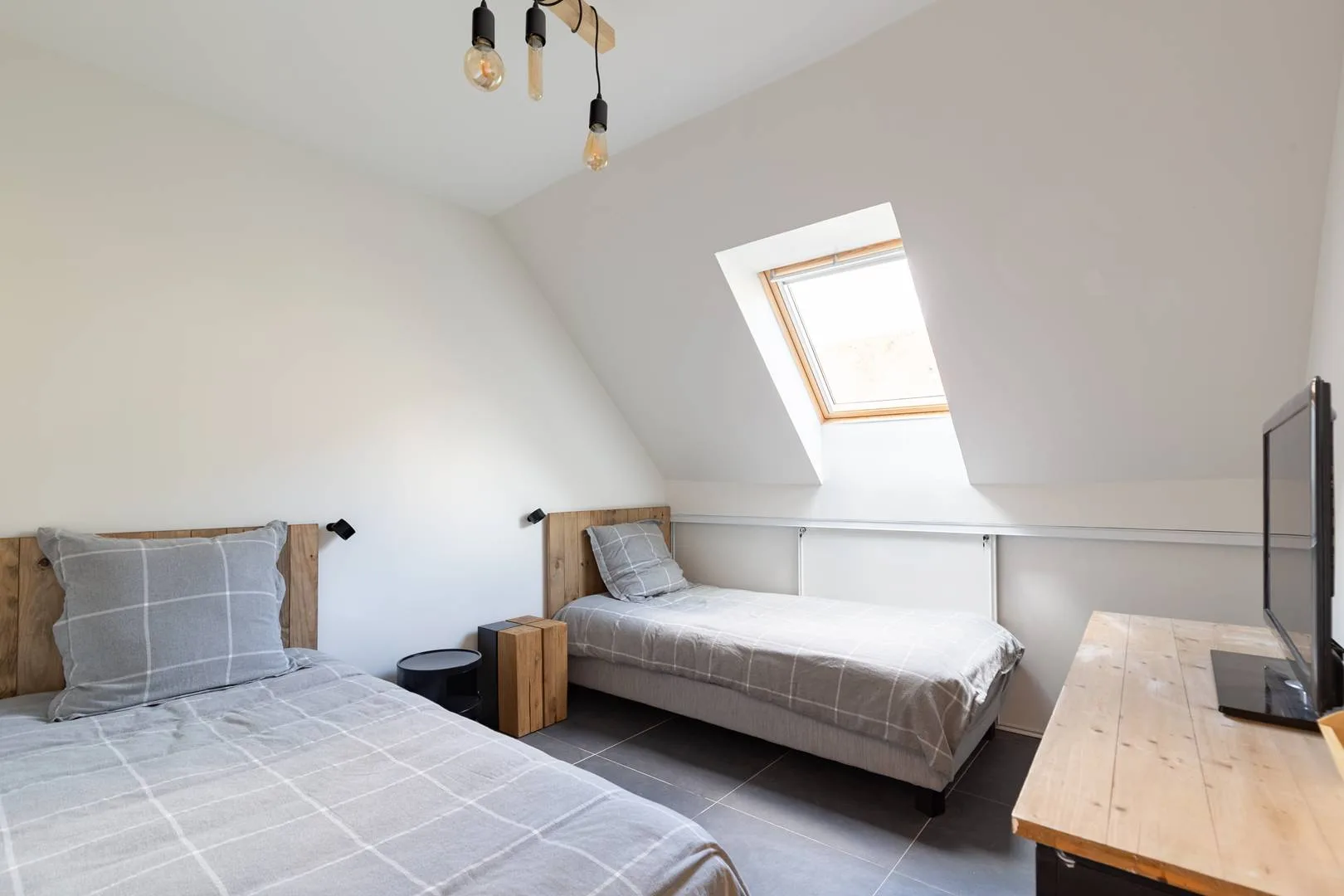 CHAMBRE2