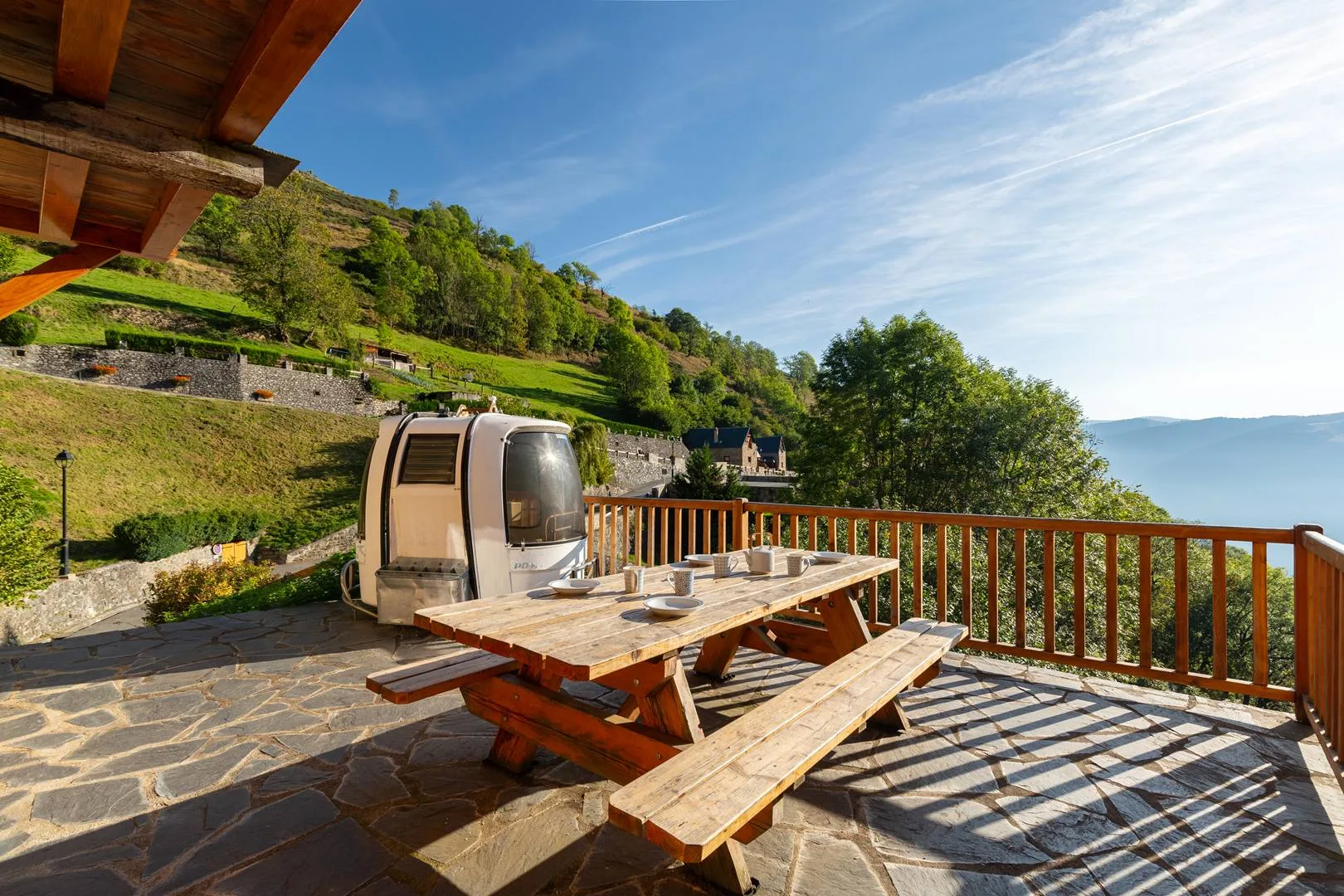 Chalet coup de cœur au cœur du village de Soulan – WIFI INCLUS