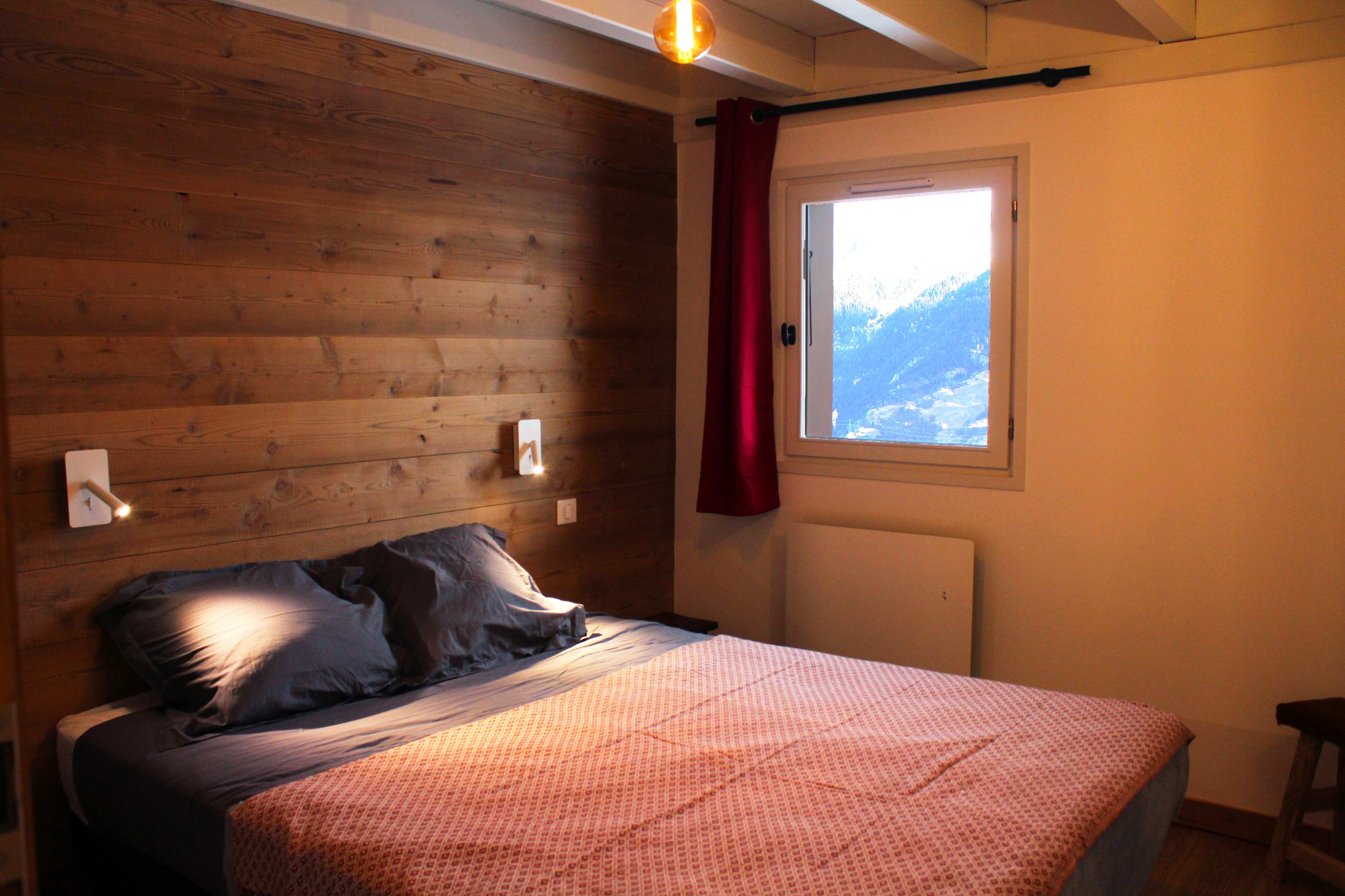 chambre 1. 
Lit en 160