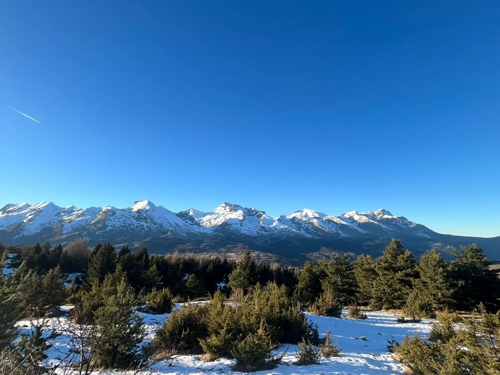 En direction du Collet du Tât