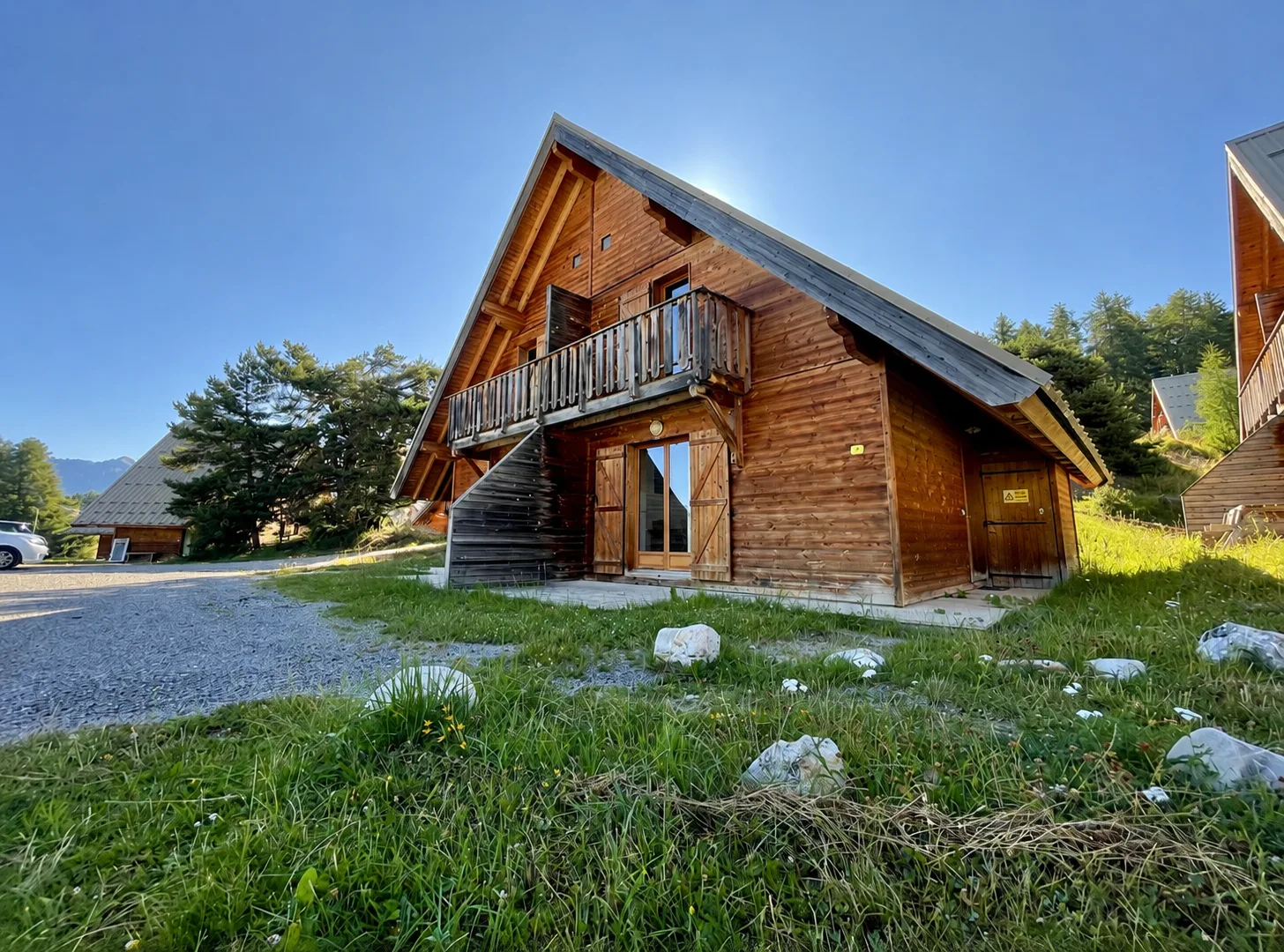 Le chalet en été 