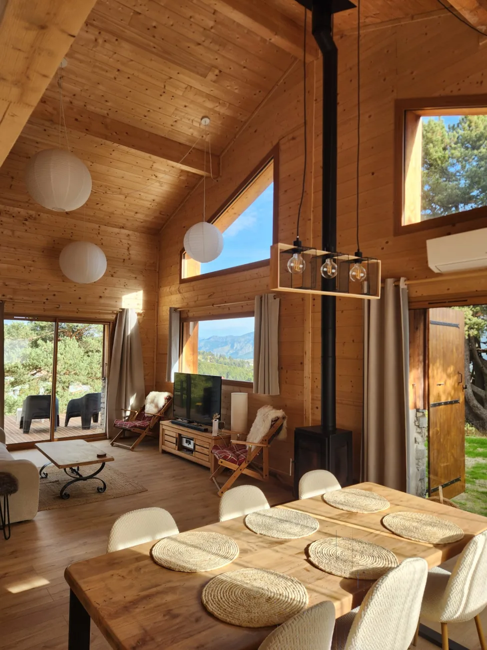Chalet neuf à Font romeu en lisiére de forêt