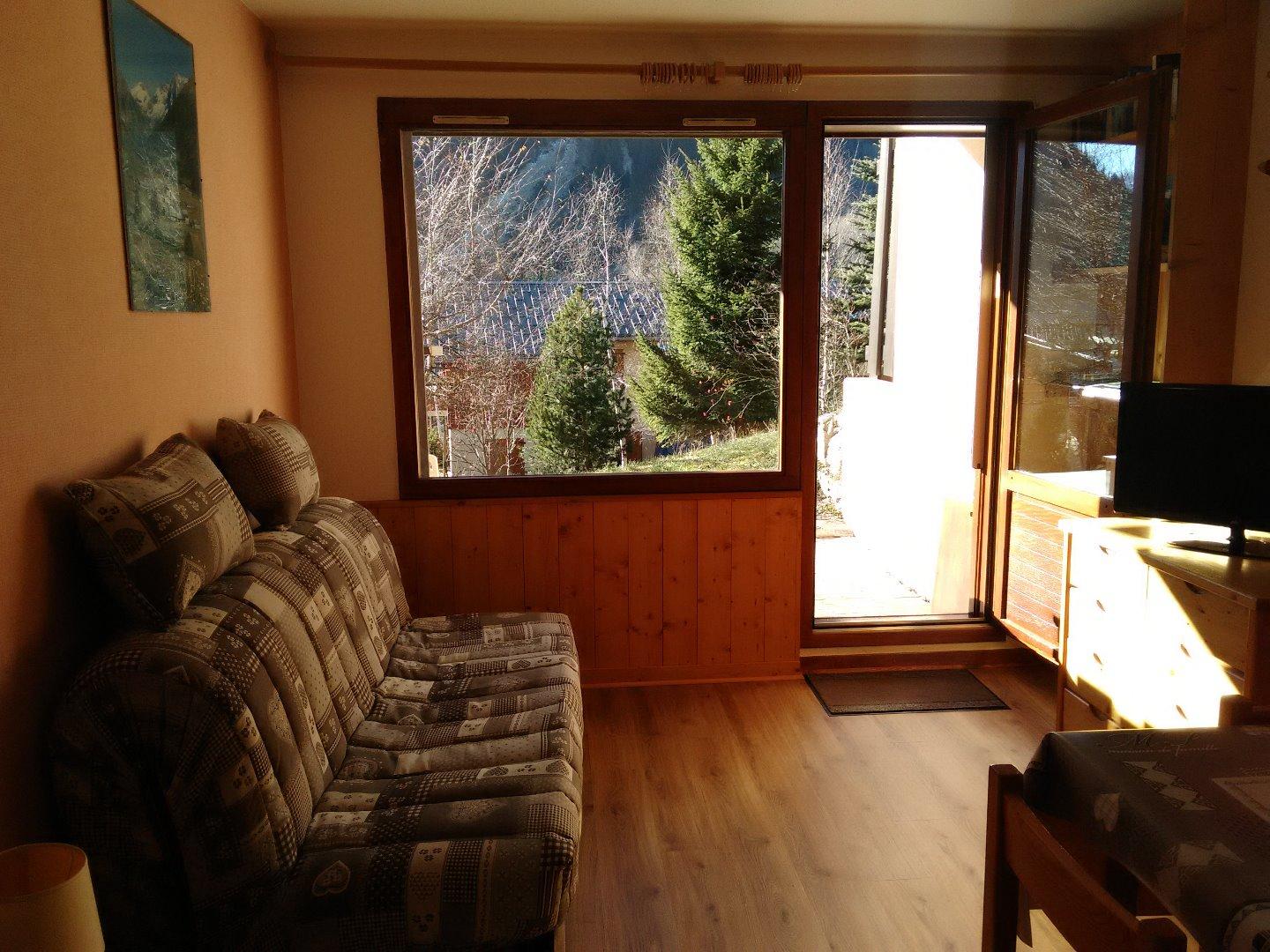 APPARTEMENT REZ JARDIN AVEC GRANDE TERRASSE