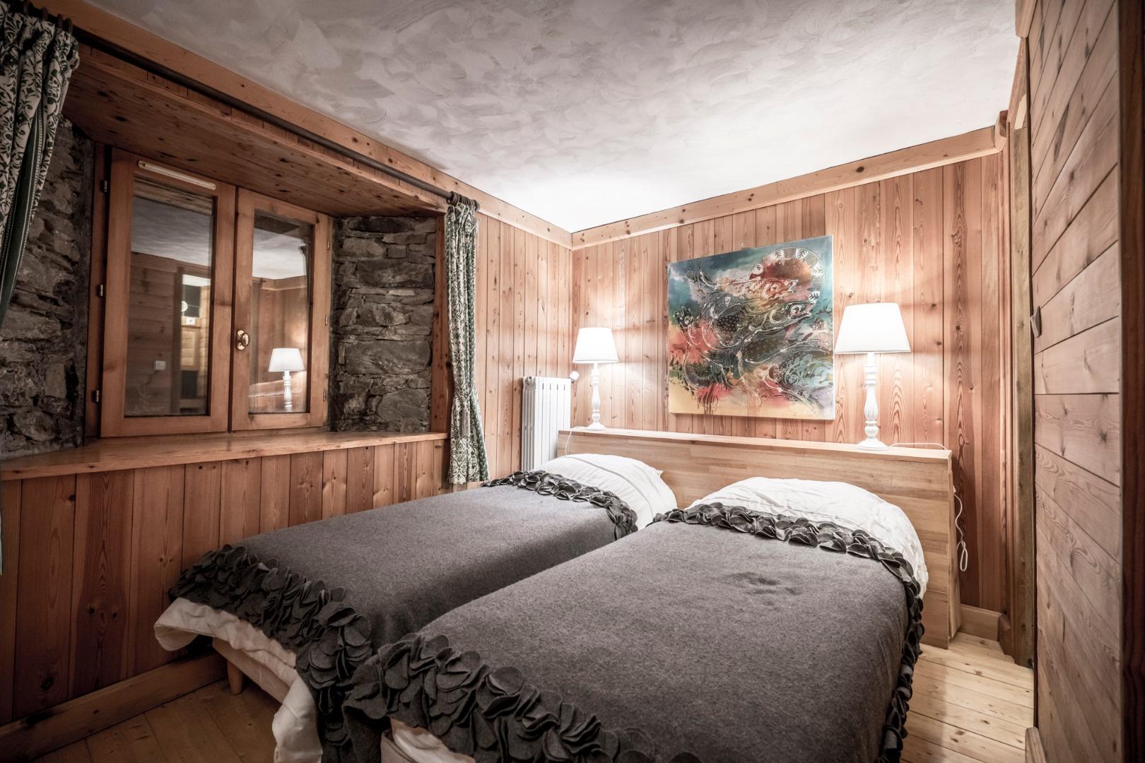 chambre 2 avec douche en suite