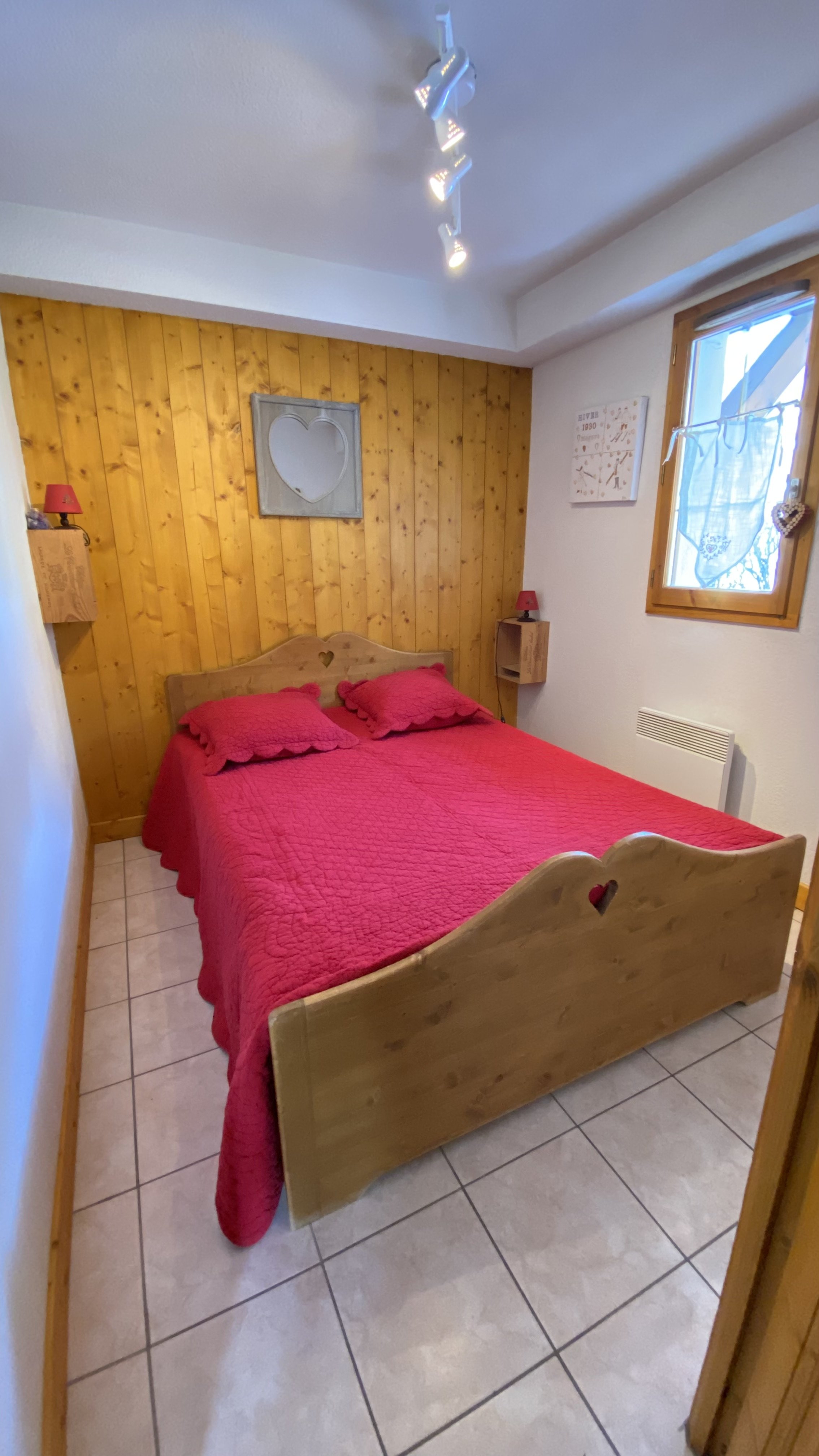 Chambre 1, avec un lit en 140