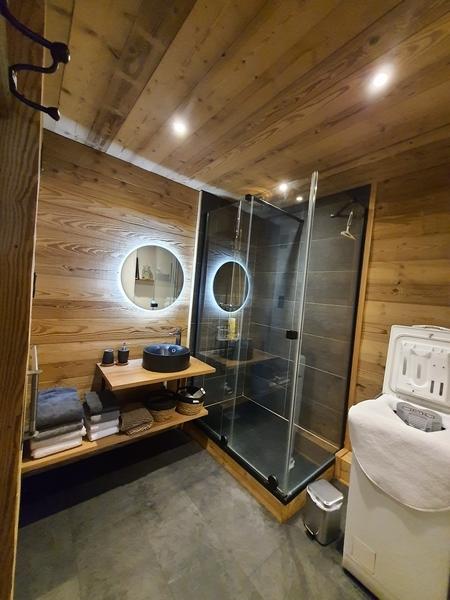 Salle de bain - Douche 80 x 120 - Lave-linge