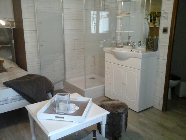 autre vue chambre 1avec wc et sdb