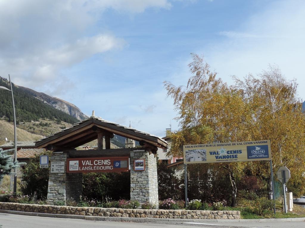 Entrée de Val-Cenis Lanslebourg en automne