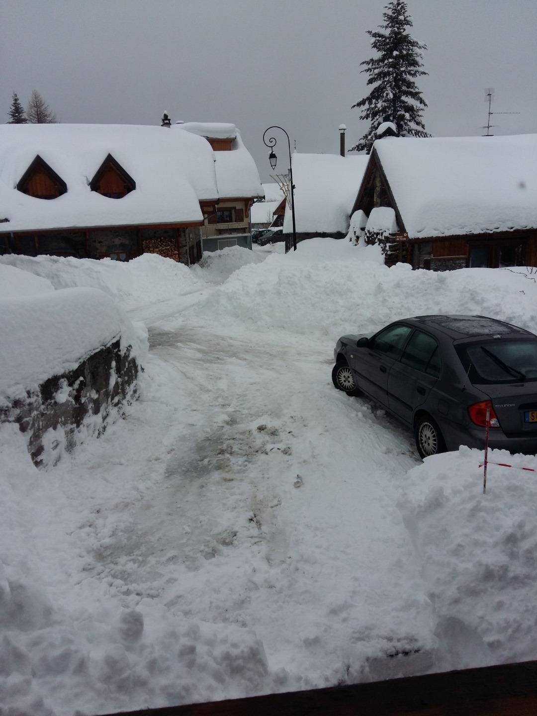vue sur le parking privé