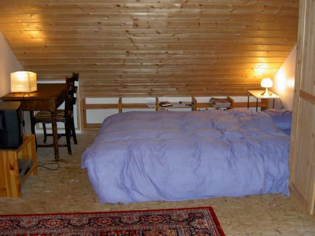 CHAMBRE SOUS COMBLE Appt 2