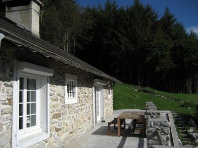 LA TERASSE PLEIN SUD HIVER COMME ETE UN REGAL POUR LE FARNIENTE OU LE REPOS DES GUERRIERS...