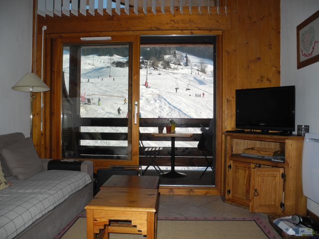 coin séjour
situé plein sud face aux pistes