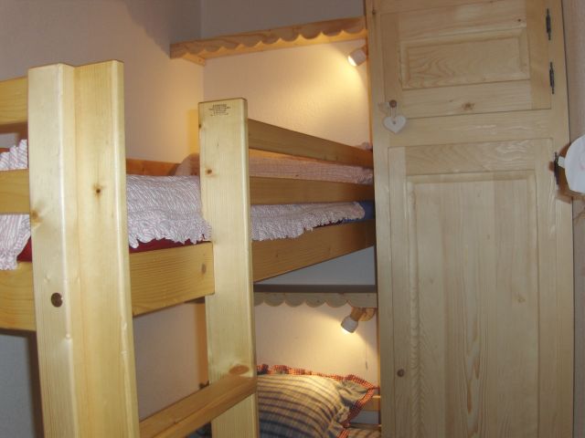 3° chambre
2 lits superposés de 90 et son placard de rangement
