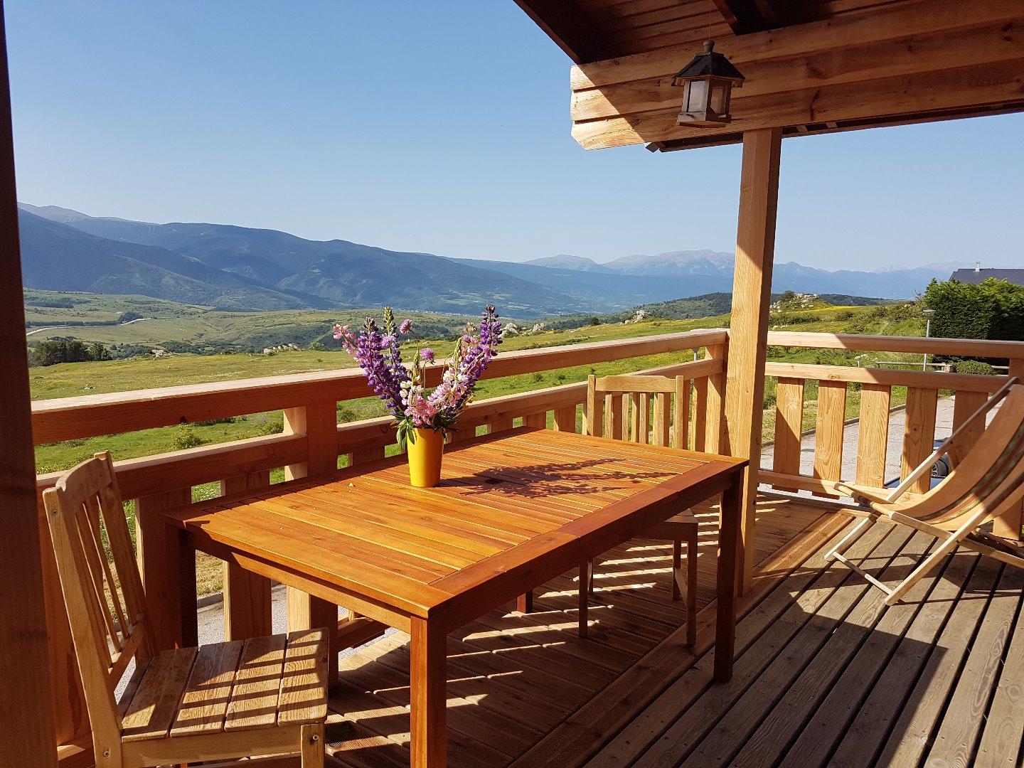 La vue du balcon vers l'ouest.